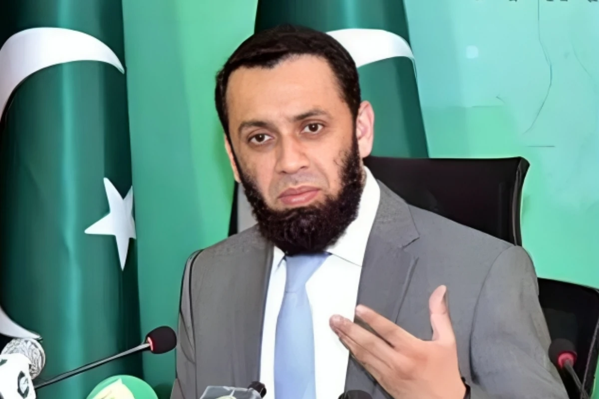 We Will Not Rest Until We Eliminate Terrorists Roaming In Groups: Attaullah Tarar