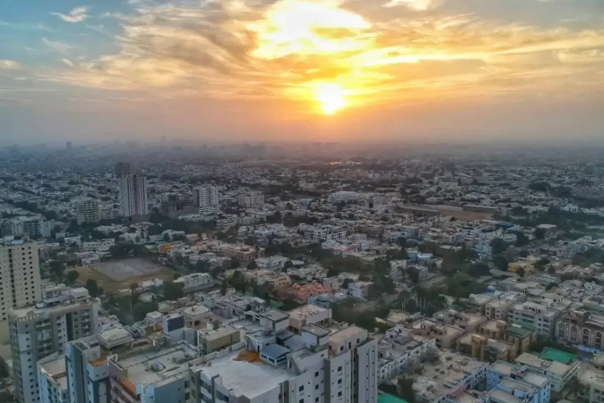 Karachi Weather Today: Brace for Intense Heat as Temperatures Soar to 36°C