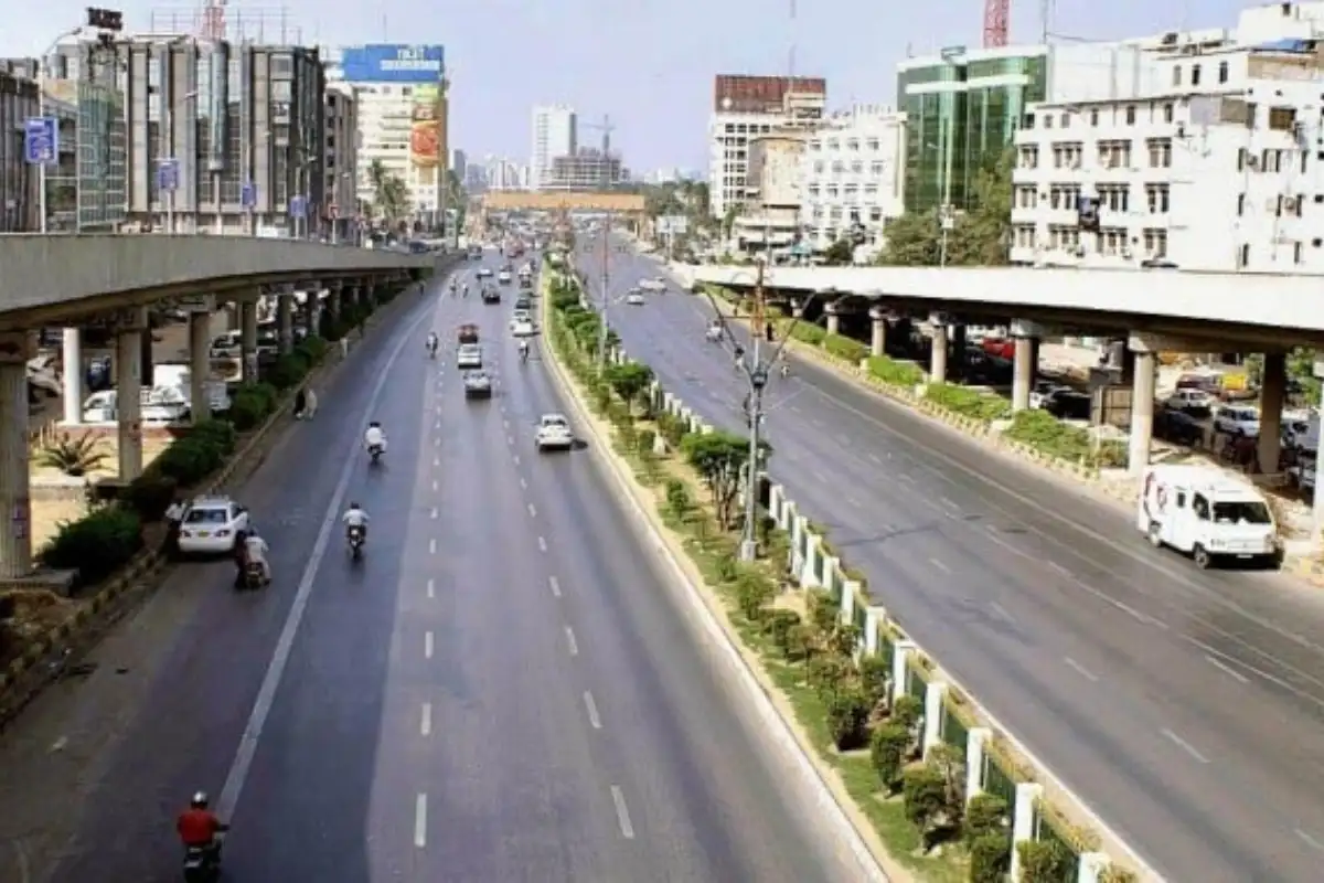 Karachi Weather Today: Sweltering 37°C with Clear Skies