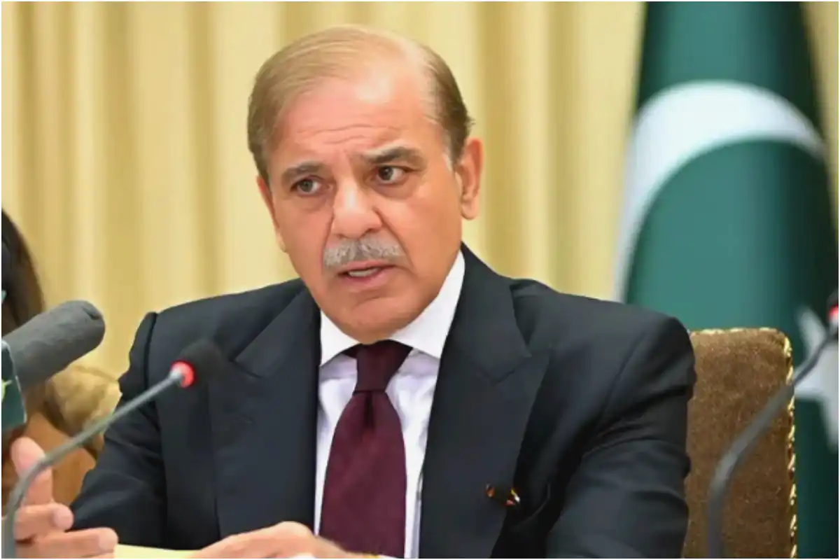 PM Shehbaz Congratulates Lahore Qalandars on PSL 10 Victory