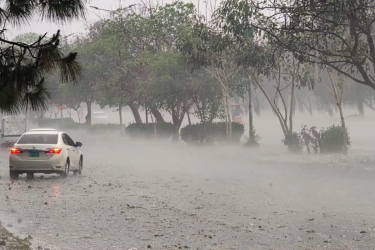 Islamabad, KP Face Heavy Rain, Hail and Windstorm