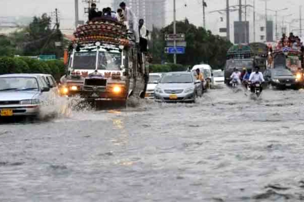 Karachi weather update: Thunderstorms expected today, says PMD