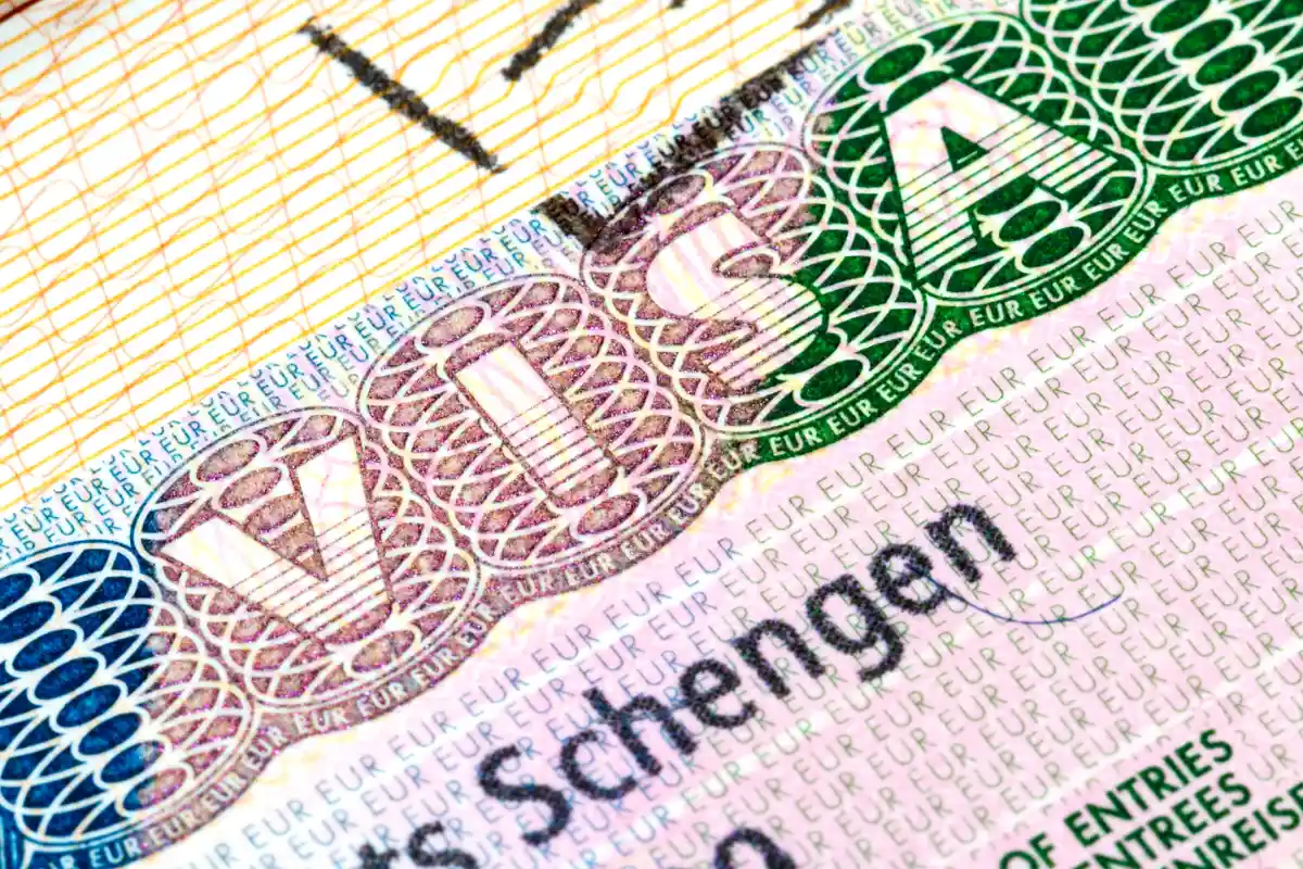 Italy Schengen visa 2025 from Pakistan – approval rate, bank statement info