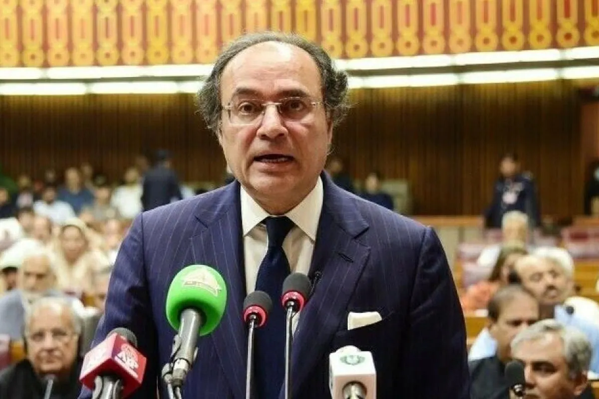 Pakistan targets 4.2% economic growth in FY26 amid 7% spending Cut