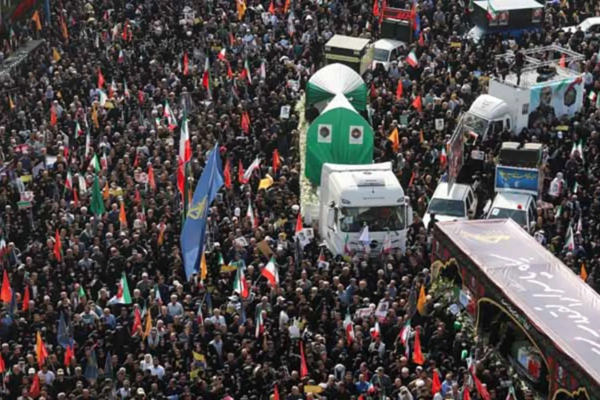Funeral Prayers Held for 60 Iranian Martyrs in Tehran