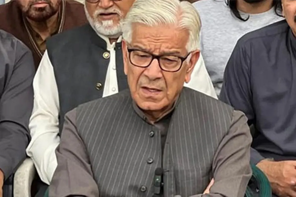 Khawaja Asif Slams Rescue Efforts in Swat Tragedy