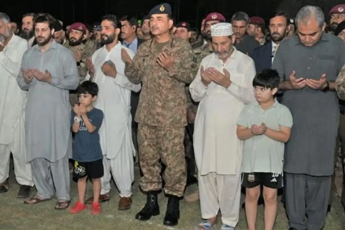 Funeral prayer of Major Syed Muiz Abbas Shah offered at Chaklala Garrison