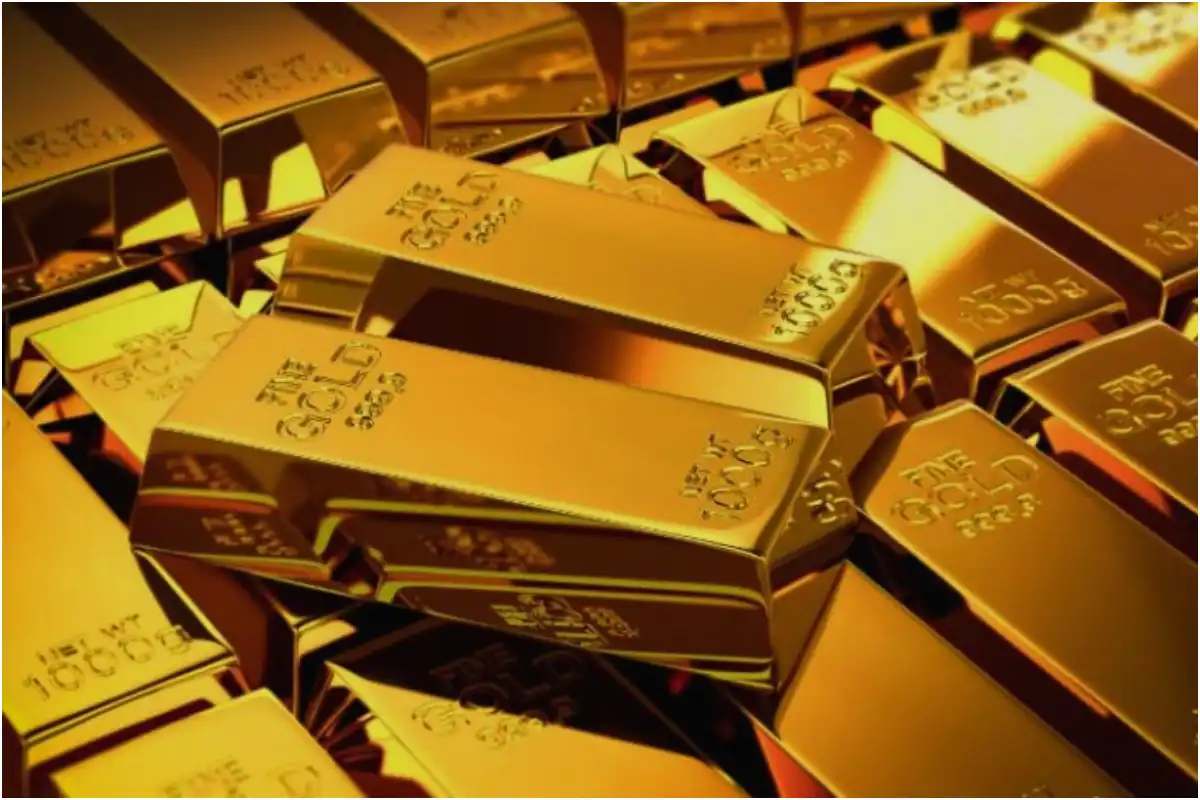 Gold prices rise by Rs 3,000 per tola in Pakistan – check new rates