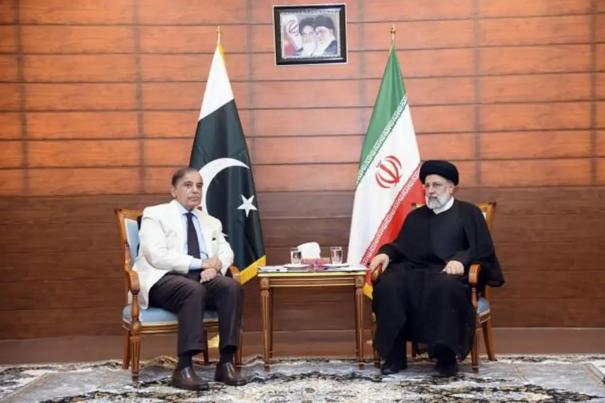 No Airspace, Land, or Waters Allowed to US or Israel in Attacks Against Iran: Pakistan