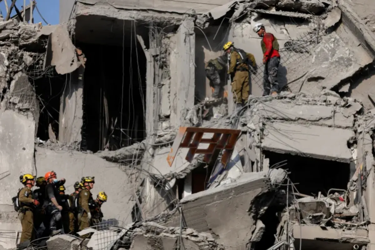 Iran Launches Missile Strikes on Israel Before Ceasefire, Four Israelis Killed