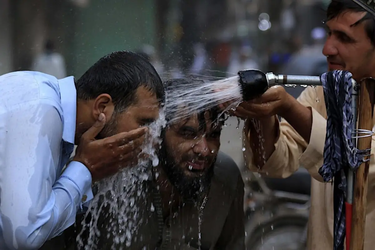 Lahore Heatwave Alert: Temperature Records to Be Shattered, PMD Warns