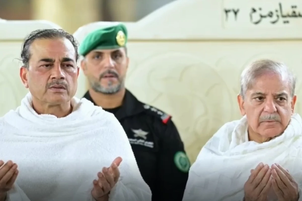 PM Shehbaz Sharif, Field Marshal Asim Munir Perform Umrah