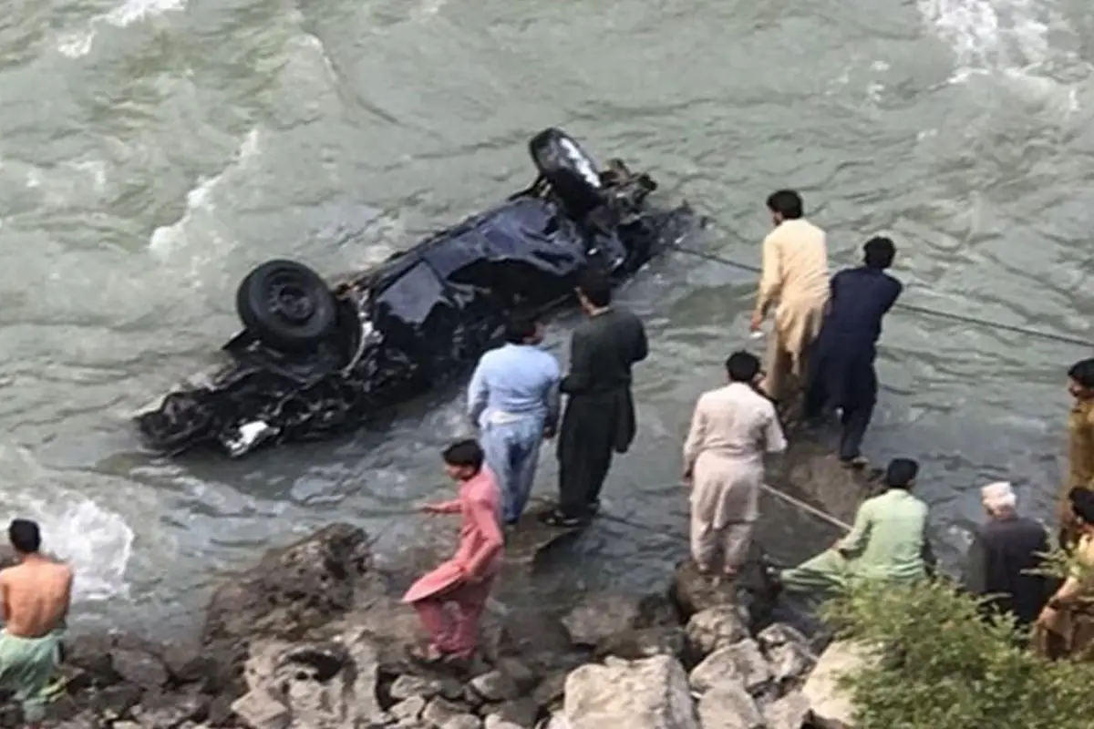 6 killed as car plunges into Neelum River