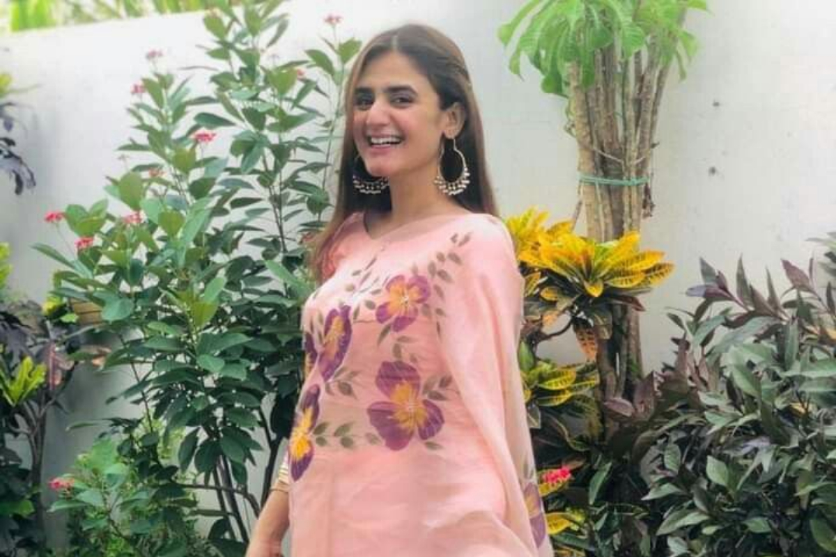 Hira Mani Faces Backlash for Bold Saree Pictures on Instagram