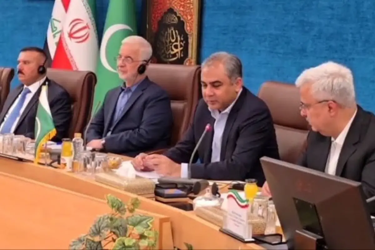 Pakistan to Ensure No Illegal Travel for Pilgrims to Iran, Iraq