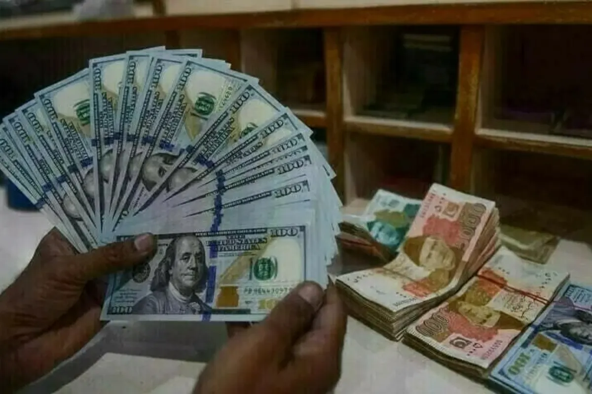 Pakistan cuts Rs2.6 trillion in public debt ahead of schedule