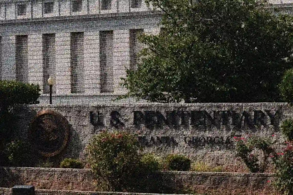 Irish Tech Worker Thomas Detained in US for Nearly 100 Days Despite Agreeing to Deportation