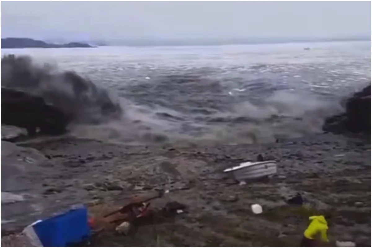 Is Tsunami Coming? Russia’s Huge Quake Sends Shockwaves Across the Pacific