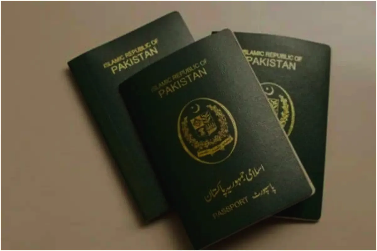 Pakistan decides to change passport design and colors: Sources