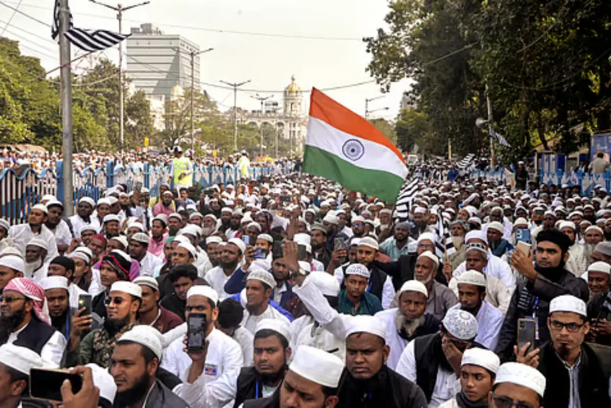 Massive Protest in India Against Muslim-Targeted Waqf Amendment Law
