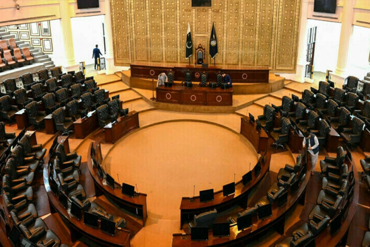 KP Assembly Session Postponed Till 24 July Due to Lack of Quorum, Opposition Protests