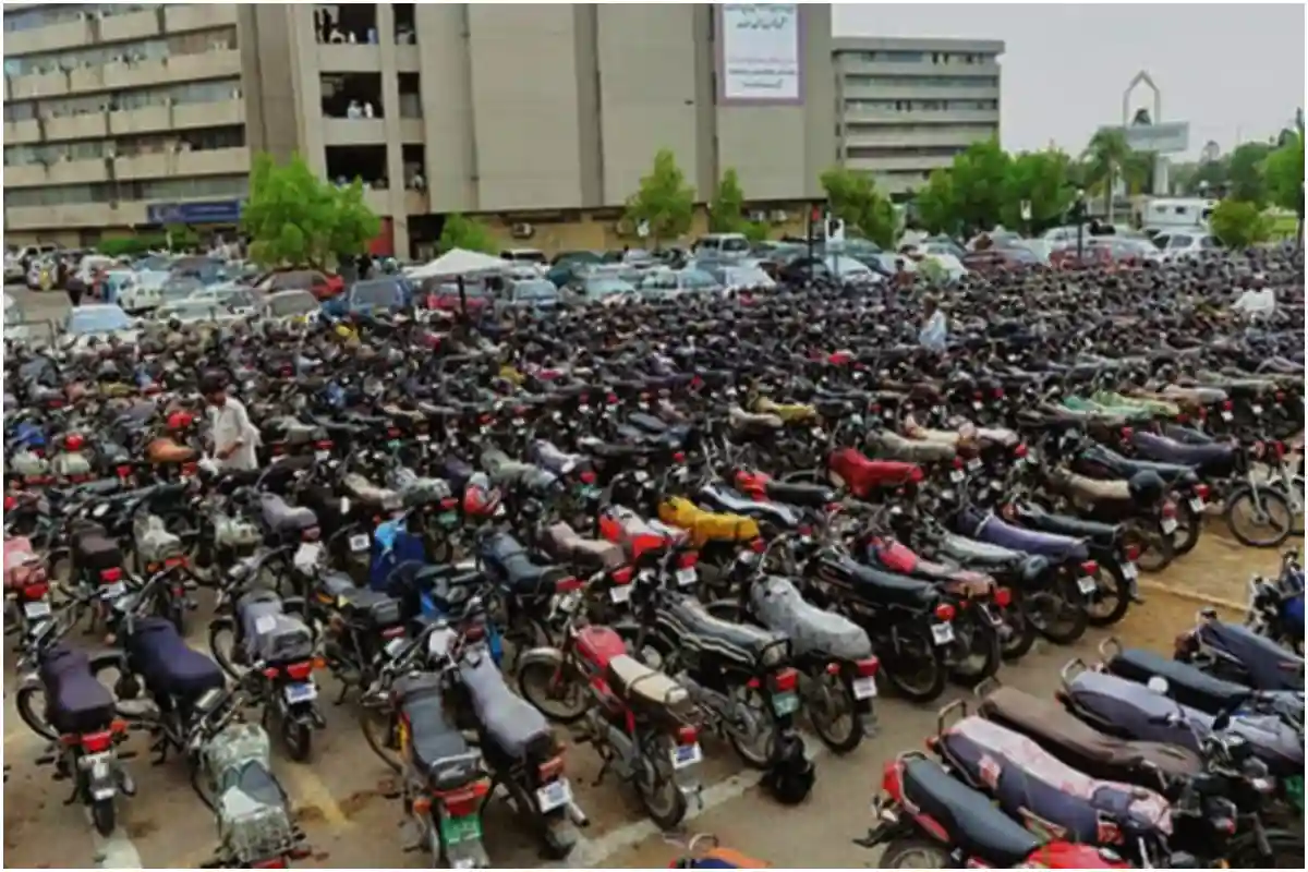 Sindh Government Ends Parking Fees: Karachi Roadside Parking Now Free