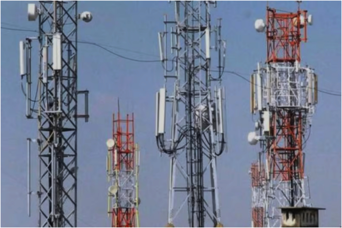 PTA Restores 80% Telecom Services in Karachi After Torrential Rains