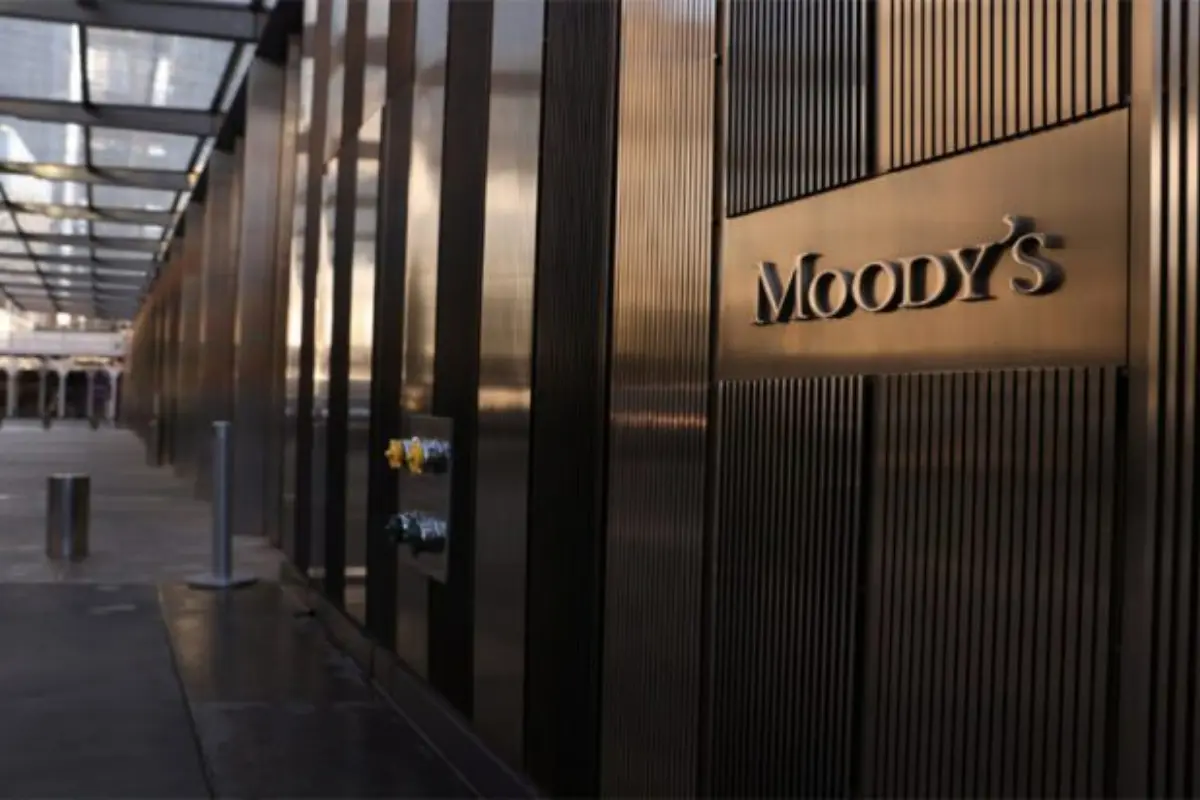 Moody Lifts Pakistan Credit Rating to Caa1 Citing Economic Improvements