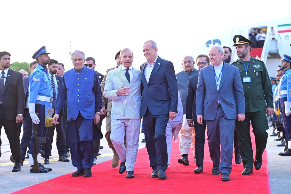 Iranian President reaches Islamabad After Concluding Lahore Visit