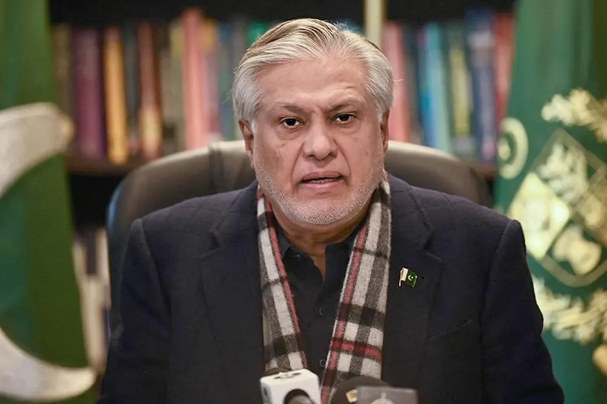 Dar Orders Faster Visa Processing at Pakistani Missions