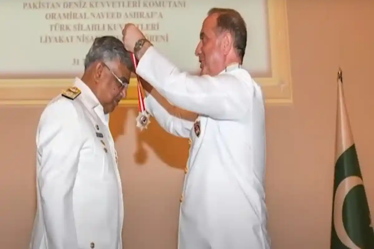 Chief of Pakistan Navy Admiral Naveed Ashraf Awarded Turkey’s Highest Military Honor