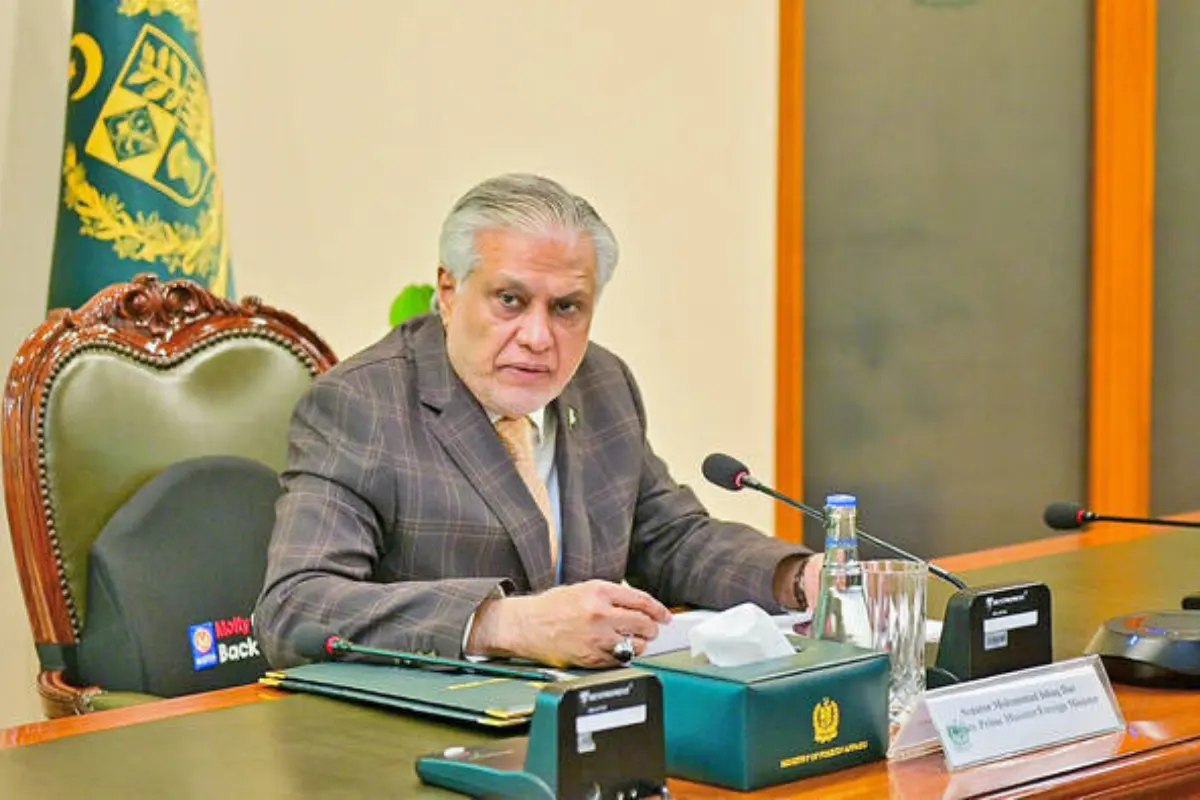 Ishaq Dar Thanks Bangladesh for Invitation, Calls for Stronger Ties