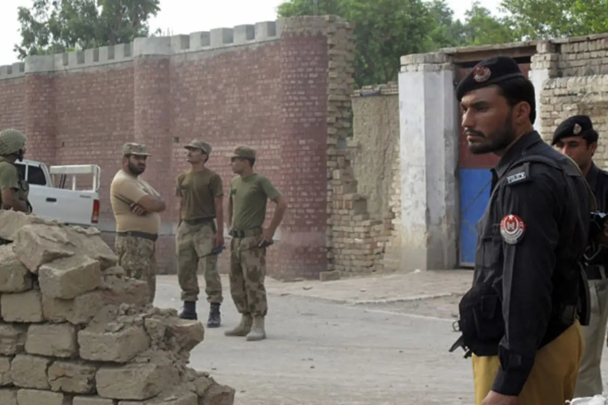 Police Foil Bannu Checkpoint Terrorist Attack, Kill 3 Terrorists