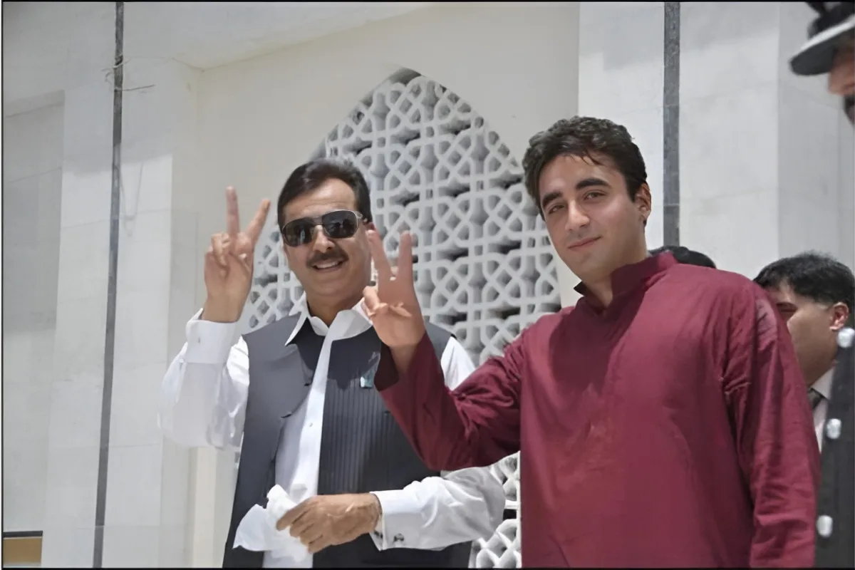 Gilani Congratulates Bilawal on Nishan-e-Imtiaz Award