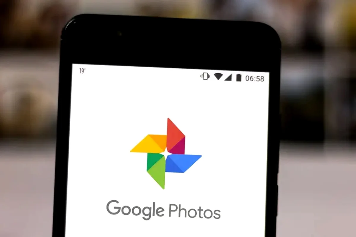 Google Photos adds voice control for image editing