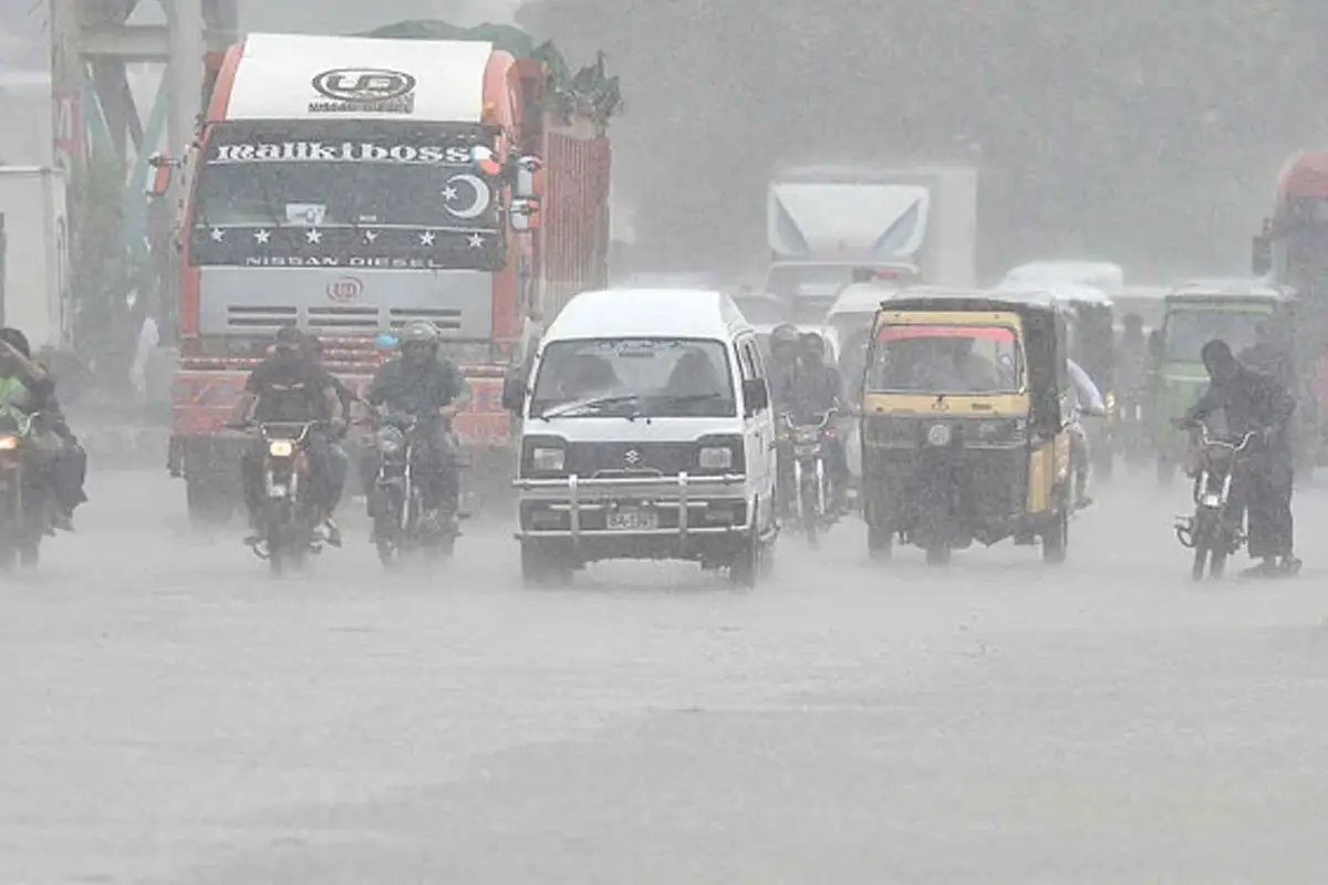 Heavy Rains Hit Karachi, Fears of Urban Flooding Grow