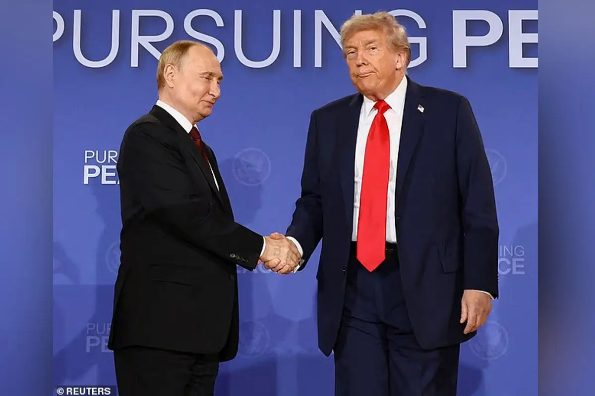 Putin Invites Trump to Moscow at End of Alaska Summit