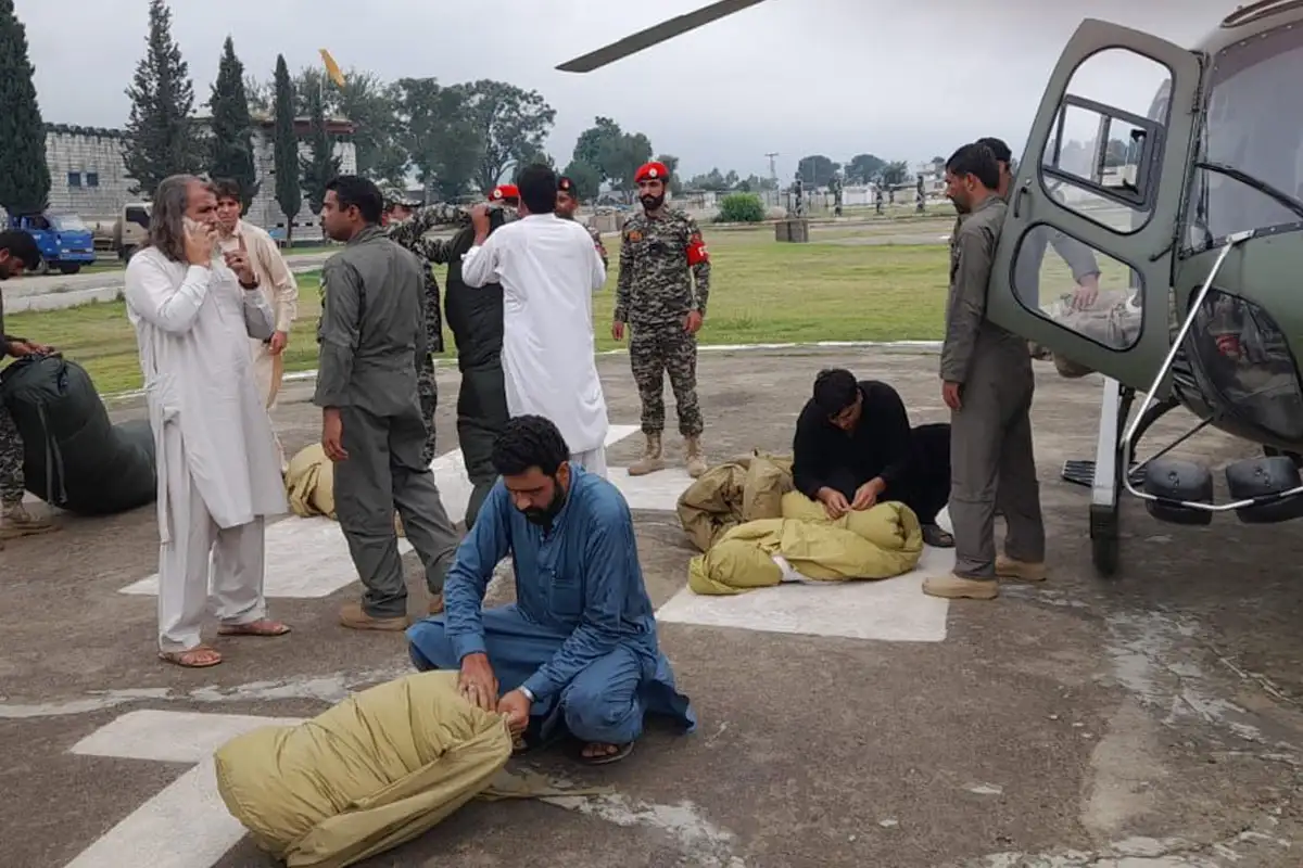 Pakistan army continues flood relief operations in Swat and Bajaur
