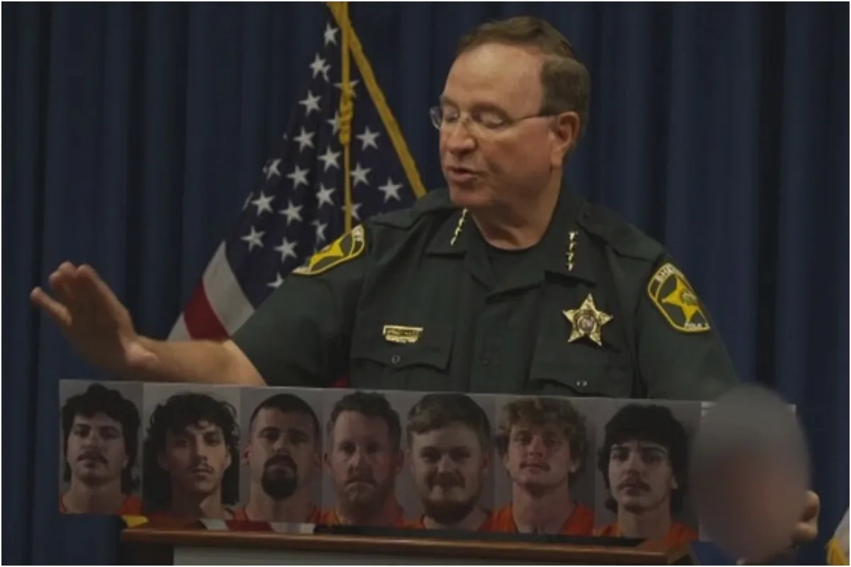 Wild Brawl Erupts at Florida Lake as Families and Children Watch in Shock