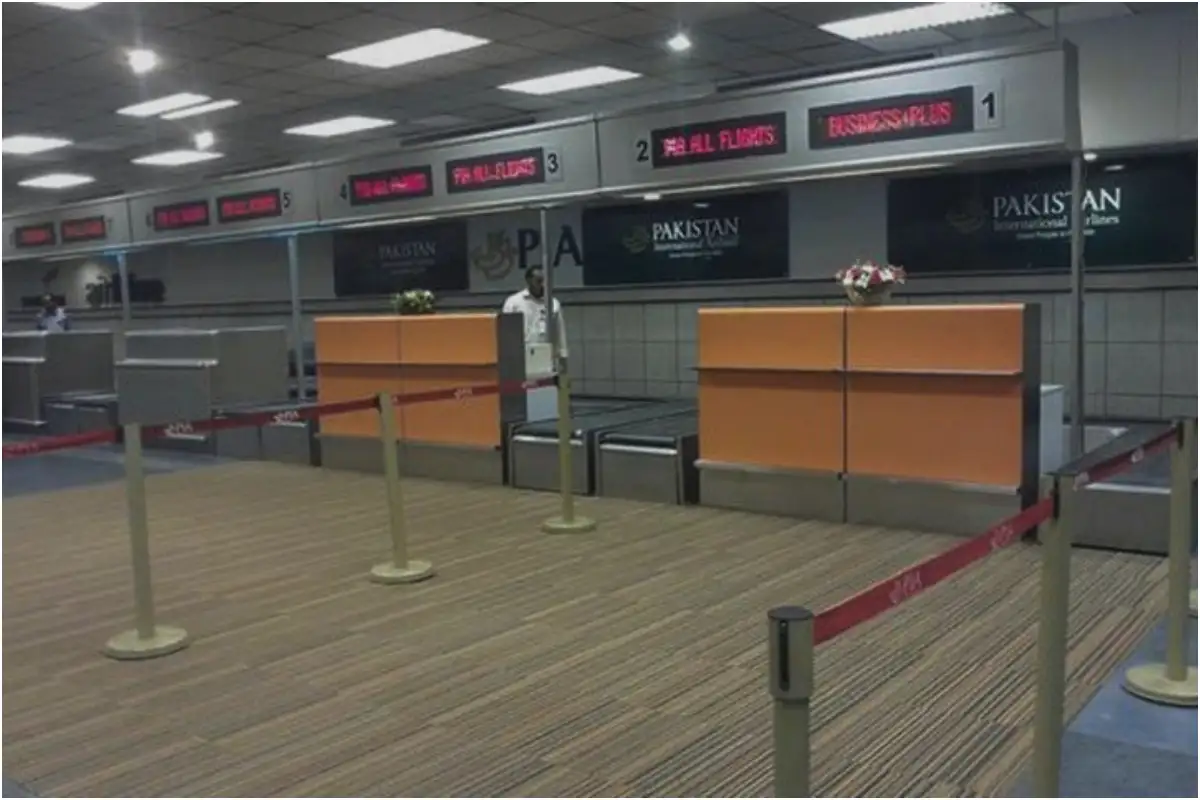 Pakistan to Set Up Separate Airport Counters for Foreigners