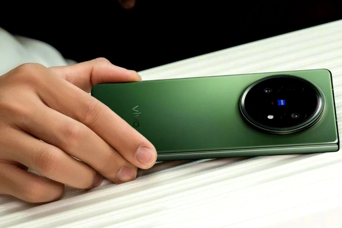 Vivo X Fold5 Review: Slim design of 2025 at budget-friendly price