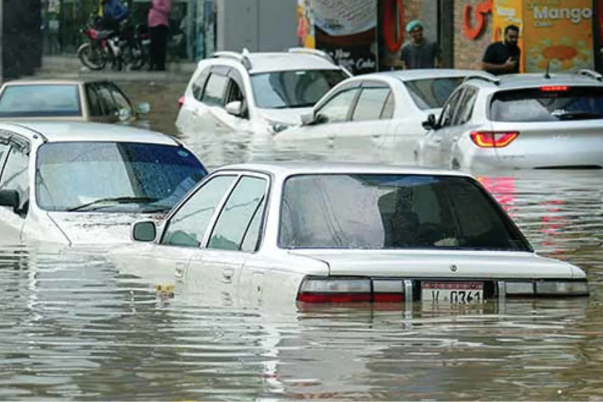 Karachi Paralysed as Heavy Monsoon Rains Trigger Flooding, Evacuations