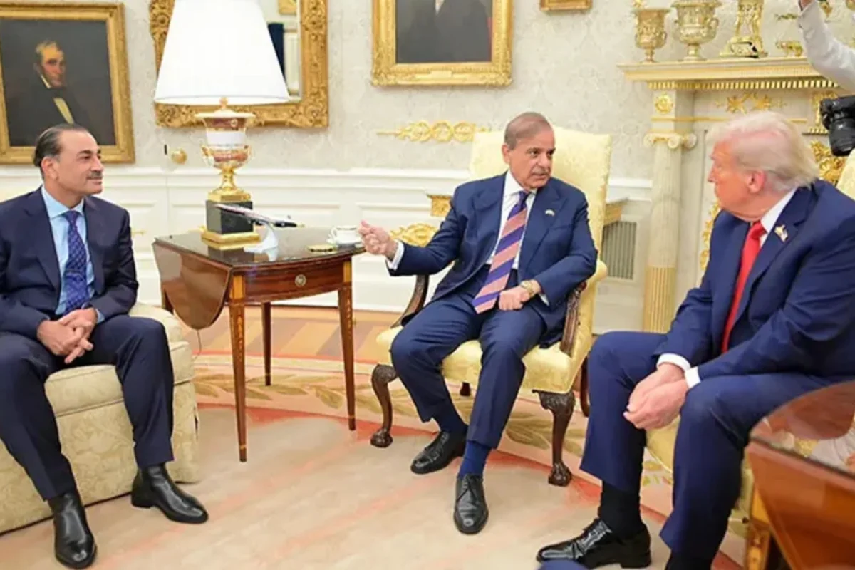 Shehbaz Sharif Endorses Trump 20 Point Plan for Peace