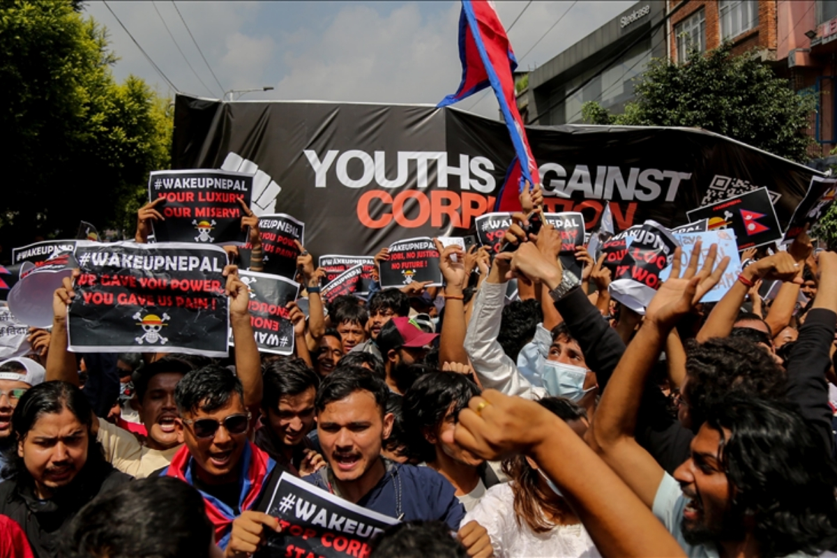 Strong Reaction from Nepali Public Against Indian Interference, Lies; Complete Boycott of Godi Media