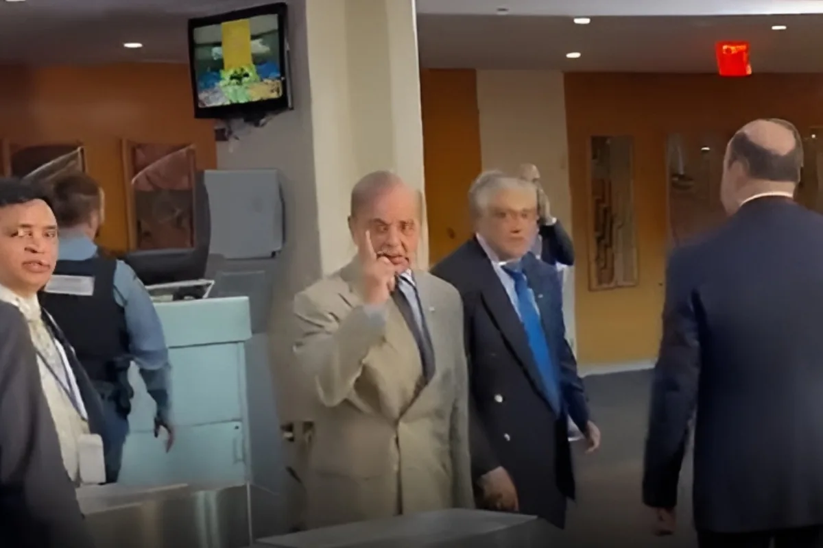 Shehbaz Sharif Delivers Strong Response to Indian Journalist on Cross-Border Terrorism