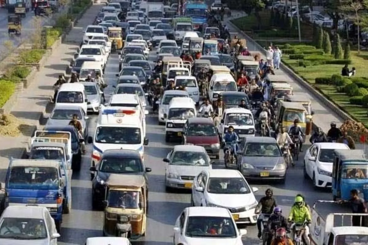 Karachi Traffic Police Issue Plan for 12 Rabi ul Awal Processions