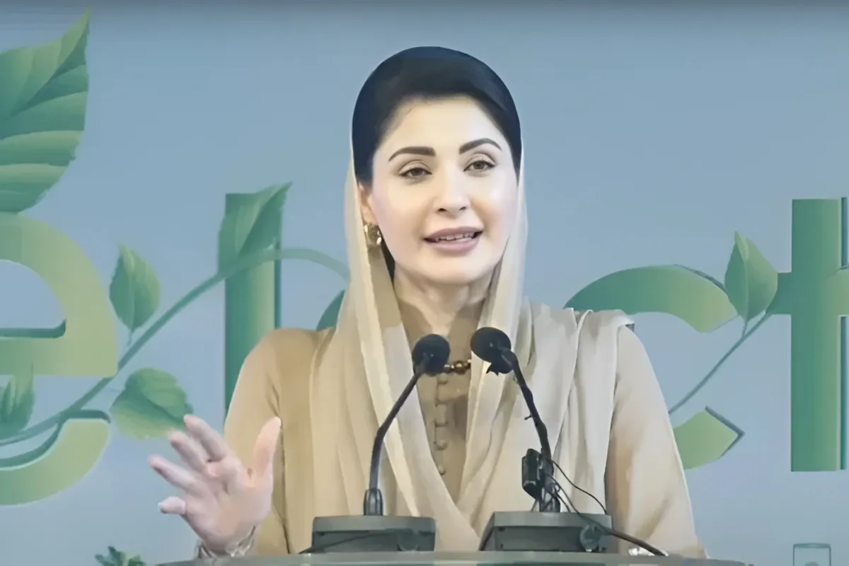 Maryam Nawaz Launches Green Electric Bus Service in Faisalabad