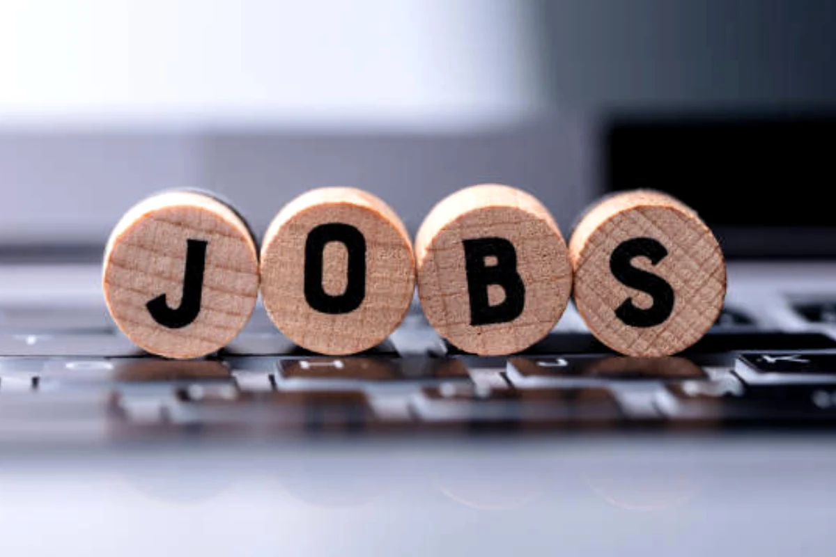 Government announces 1,000 new jobs in Pakistan Railways