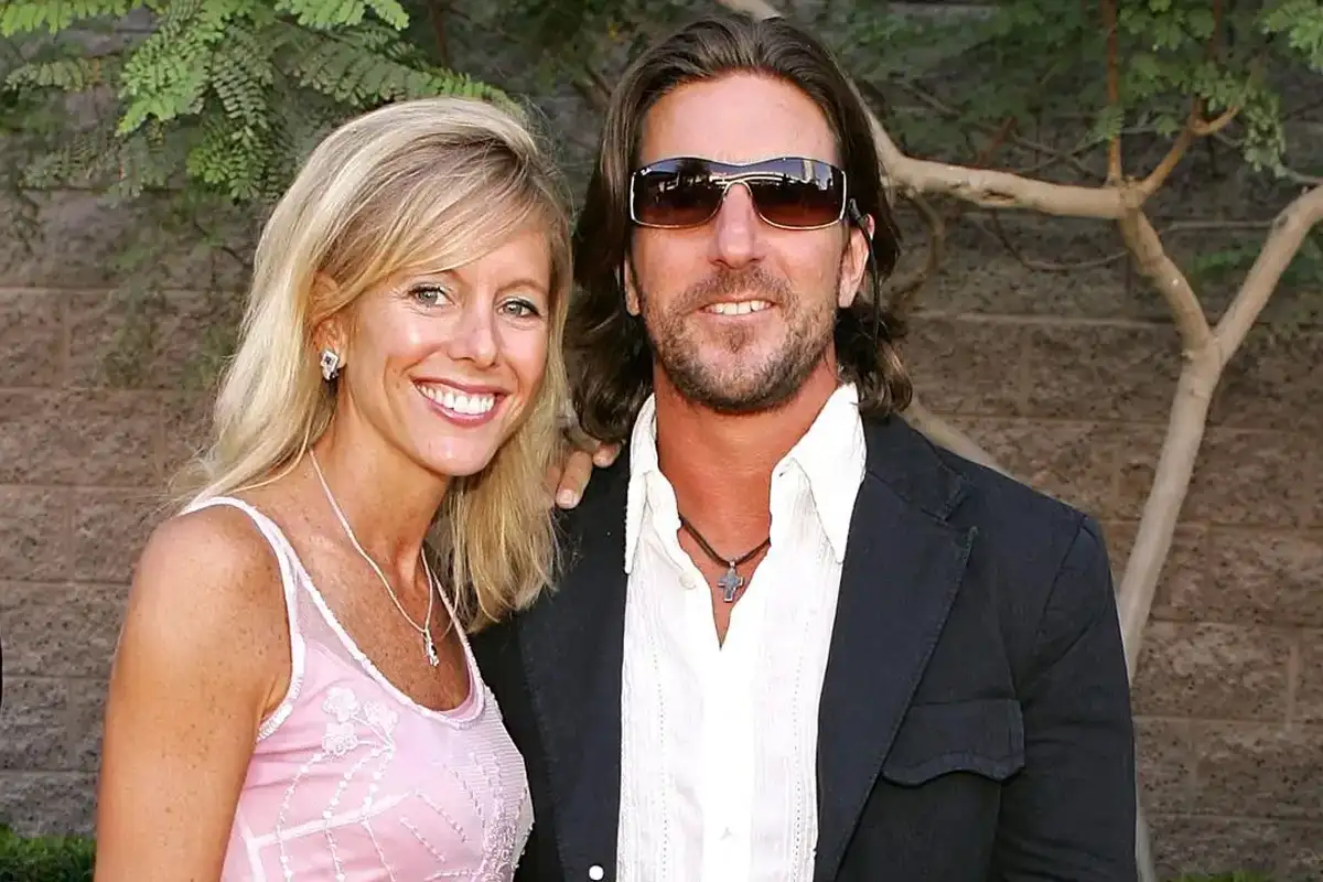 Who is Brett James Wife? Kids, Songs, Wikipedia, Net Worth & Biography