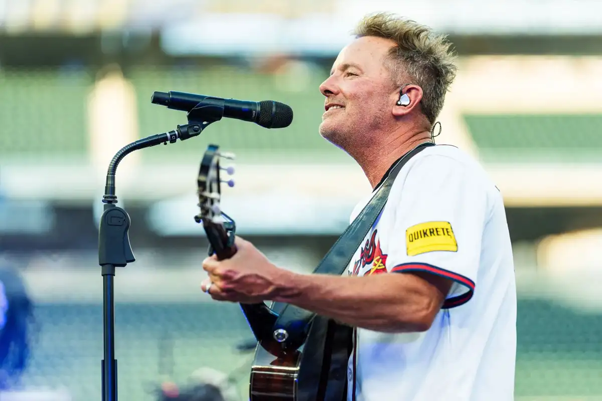 Who is Chris Tomlin’s Wife Lauren Bricken? All About the Singer’s Family